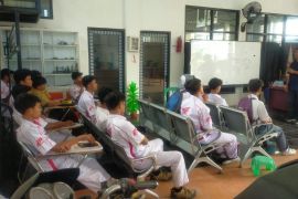 Anugerah Perdana  &amp; AHM fasilitasi pembekalan siswa SMK binaan untuk siap terjun ke dunia industri otomotif