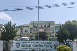 Dinkes Pasaman Barat siapkan tenaga kesehatan di posko terpadu Lebaran