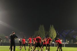 Latihan perdana timnas Bahrain diikuti 14 pemain