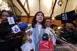 Menkomdigi pastikan iPhone 16 sudah kantongi sertifikat postel