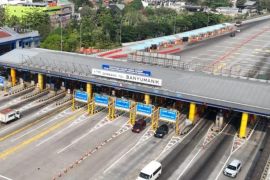 H-9 Lebaran, volume lalin di beberapa gerbang Tol Trans Jawa melonjak