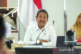 Trenggono: Lima kebijakan ekonomi biru jaga ekosistem perikanan