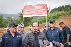 Menteri LH minta kegiatan usaha pemicu bencana di Cijeruk dan Sukabumi dihentikan