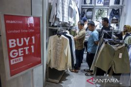Diskon jelang Lebaran di pusat perbelanjaan