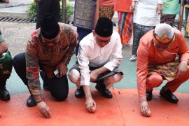 Wisatawan mancanegara terpukau pesona kulminasi matahari Pontianak