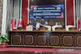 DPRD Kotabaru sampaikan Raperda Inisiatif Kemajuan Daerah