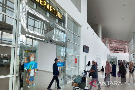 17.911 pemudik lintasi Bandara Syamsudin Noor sepekan jelang lebaran