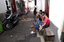 DP3A Mataram dukung pembatasan usia penggunaan media sosial