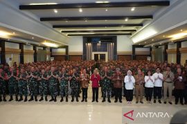 Gubernur Koster jelaskan skema penanganan sampah di desa didukung TNI AD