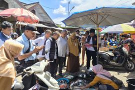 Disdag HST pastikan stok bahan pokok aman jelang Idul Fitri