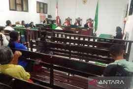 Mantan Sekdis Pariwisata Maluku divonis dua tahun   penjara