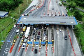 Ketahui sistem transaksi tertutup & terbuka yang berlaku di jalan tol
