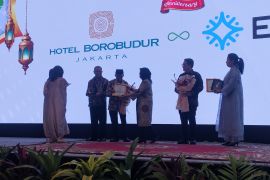 Forum Pembauran Kebangsaan DKI raih penghargaan dari Hotel Borobudur