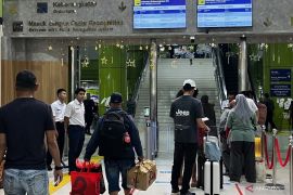 KAI sebut puncak arus mudik 28 Maret, kebijakan WFA dorong mudik lebih awal