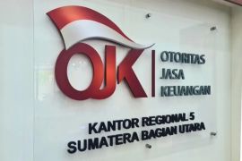 Hoaks! OJK putihkan utang pinjol mulai 1 Mei