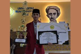 Mahasiswa Hukum UMPR juara tiga MHQ Internasional