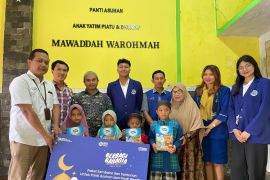BRI group salurkan bantuan seribuan paket sembako untuk warga Kota Malang