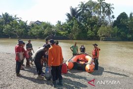 BPBD Aceh Barat kerahkan tim cari warga tenggelam di sungai