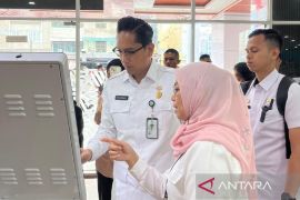 Pemkot Medan menambah  kuota 100 blangko KTP-el di mal pelayanan publik