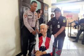 Pengamat dukung Ted Sioeng banding dan lapor ke KY