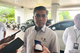 Menaker siap panggil aplikator soal ojol terima BHR hanya Rp50 ribu