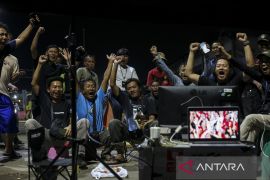 Nobar Timnas Indonesia lawan Bahrain di Pelabuhan Merak