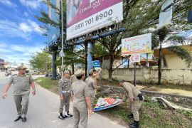 712 titik reklame di Batam tidak miliki izin