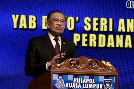 Peretas serang bandara Malaysia, PM Anwar tolak bayar tebusan