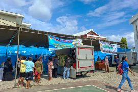 Disperindag NTT menggelar pasar murah jelang Idul Fitri