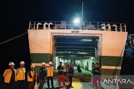KMP Kuala Bate II berangkatkan 22 kendaraan menuju pelabuhan Sadai