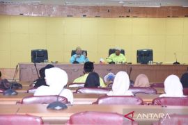 Tenaga kependidikan UNG silaturahmi dengan kegiatan buka puasa bersama