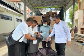 Kemenag Sumbar distribusikan 653 koper jamaah calon haji