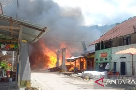 28 unit rumah terbakar di Muara Tapanuli Utara