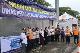 DPRD Karawang monitoring Pospam Angkutan Lebaran di Tanjungpura