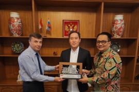Pengurus Besar Anggar Indonesia kerja sama dengan Federasi  Anggar Rusia
