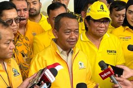 Bahlil Lahadalia rayakan Idul Fitri di Jakarta dan Papua