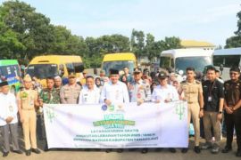 Bupati Rahmat Trianto lepas 80 pemudik gunakan LADIS