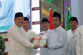 Sembilan PCNU di Jatim terima 3.705 sertifikat wakaf