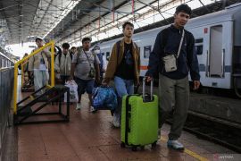 Harga tiket kereta api Jakarta--Semarang untuk libur Natal & Tahun Baru 2025