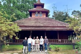 PT Pengadian lakukan kunjungan ke Masjid Kayu Tuatunu