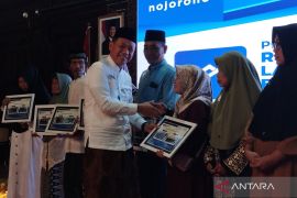 Bupati: Perusahaan swasta  bantu perbaikan 10 rumah tak layak huni