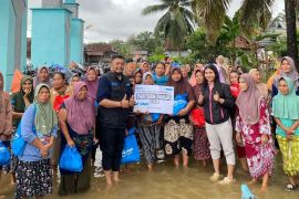 PNM bantu korban banjir di Jambi