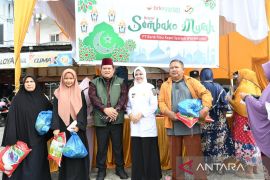 Pasar murah BRK Syariah di Kedai Tenayan Raya diserbu warga