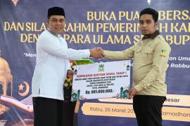 Pemkab Aceh Besar santuni sebanyam 1.762 anak yatim piatu