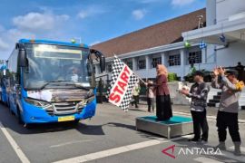 Pemkot Banjarbaru fasilitasi angkutan mudik gratis ratusan ASN dan warga