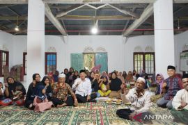 Bupati Sabar AS buka puasa bersama masyarakat Simpang Kuayan, Dua Koto