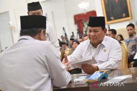 Prabowo lauds Baznas aid efforts in Palestine, Middle East
