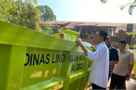 Pemkot Batam tambah 40 bin kontainer atasi persoalan sampah