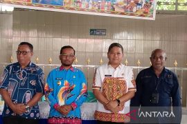 Pemkab Biak Numfor gelar pasar murah bantu warga penuhi kebutuhan Lebaran