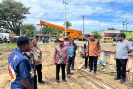 Pemkot Sorong lakukan normalisasi drainase dan sungai atasi banjir